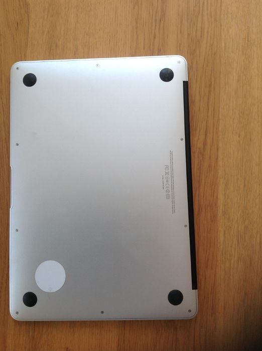 Macbook Air A1369 mid 2011 i7, 4GB, SSD 256 -Dezmembrez