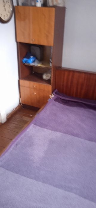 Продаю кровать и 2 тумбочки