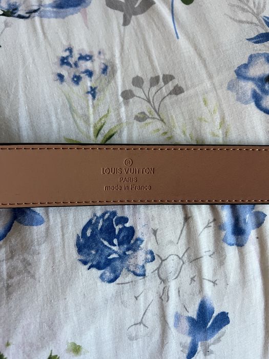 Curea Louis Vuitton Lv