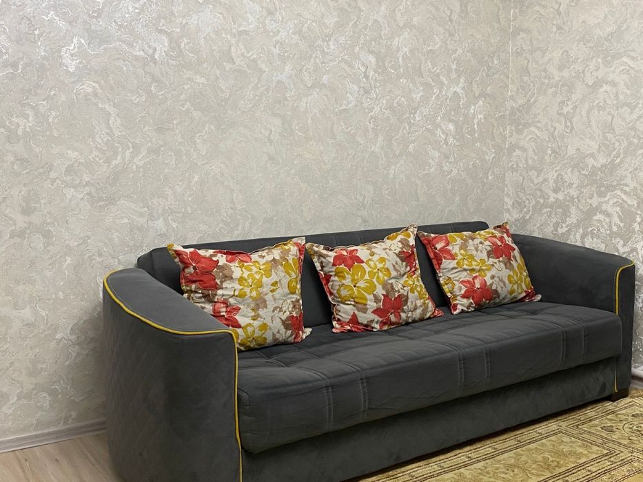 Диван с креслами