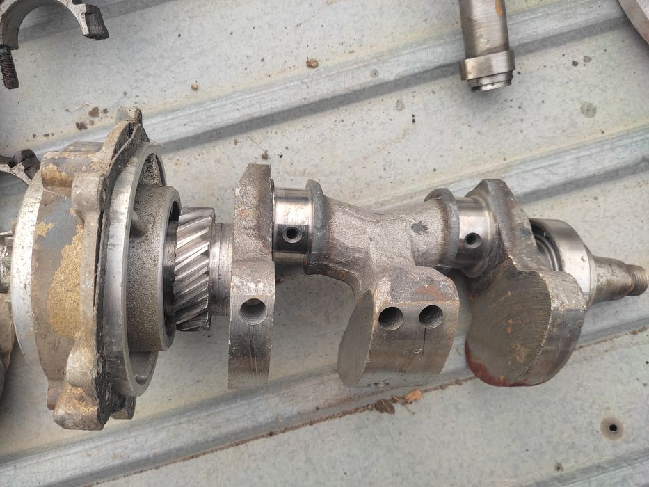 Продам запчасти уд25,15