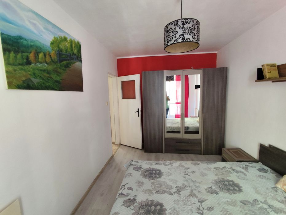 Дава се под наем Двустаен апартамент в Варна, Център - 45 кв.м за 382.5 € - Снимка #2