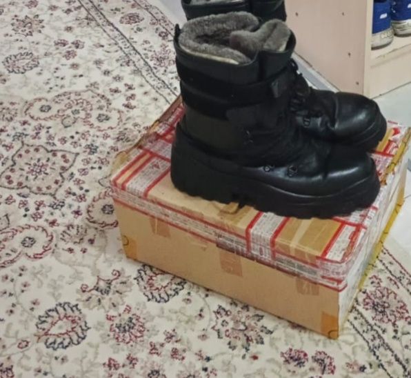 Лось берцы 45 размер, чистая кожа качественная