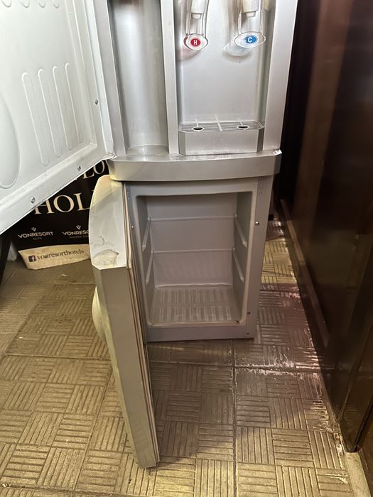 Продам б/у кулер для воды