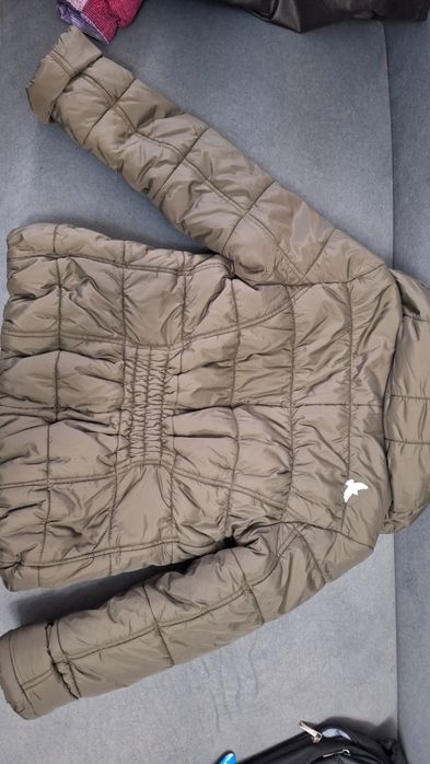 Куртка от Mexx для девочки на лет 7-8