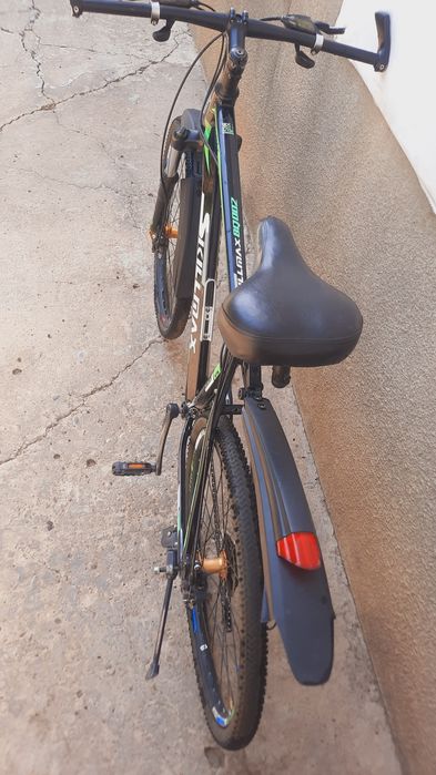 Skillmax velosiped srochnaga sotiladi