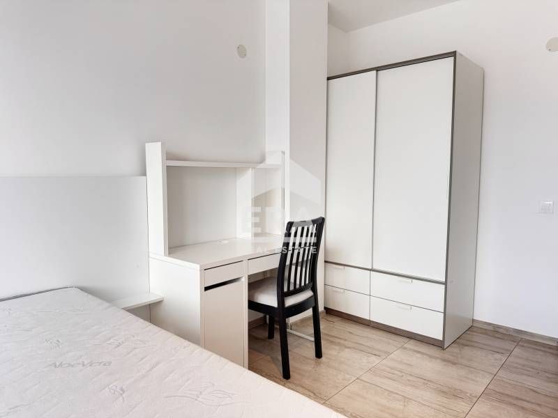 Продава се Тристаен апартамент в София, Малинова долина - 118 кв.м за 1189 €/кв.м - Снимка #3