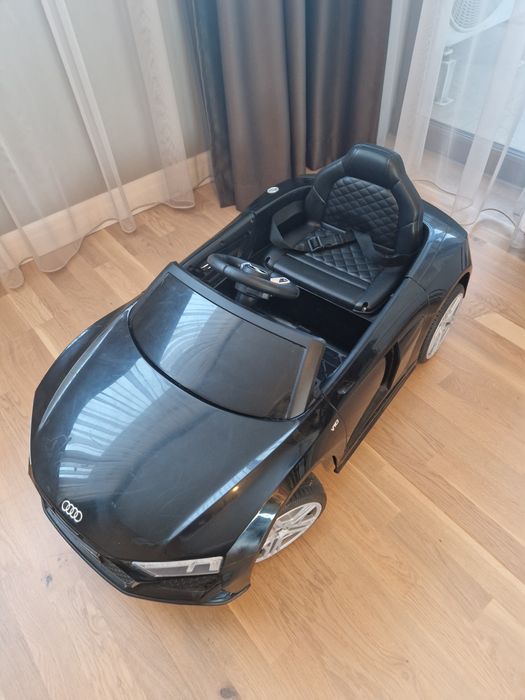 Електрическа кола за деца AUDI R8 Sport черна