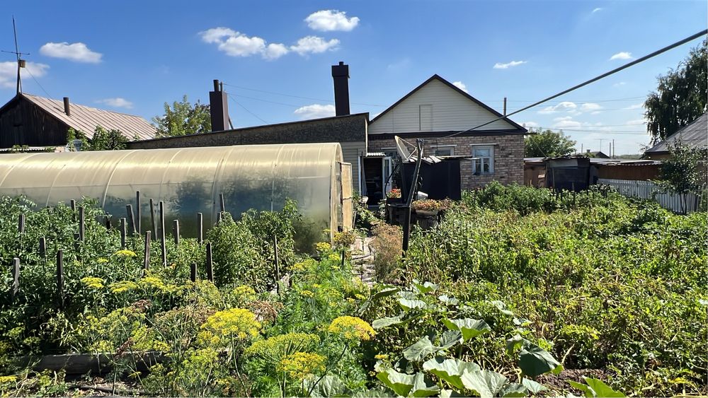 Продам капитальный дом в пришахтинске