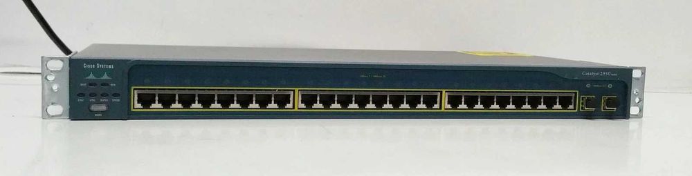 Cisco Catalyst 2950C-24 Switch Managed 24 Port + 2 Fiber