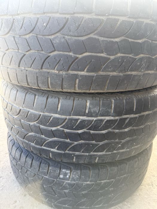 Шины летние на внедорожник 17