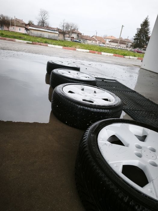 Гуми с джанти 17ки