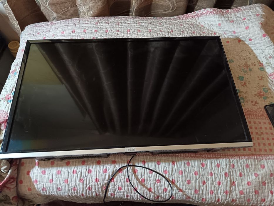 Продам телевизоры свои.