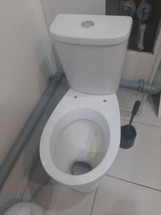 Продаётся унитаз