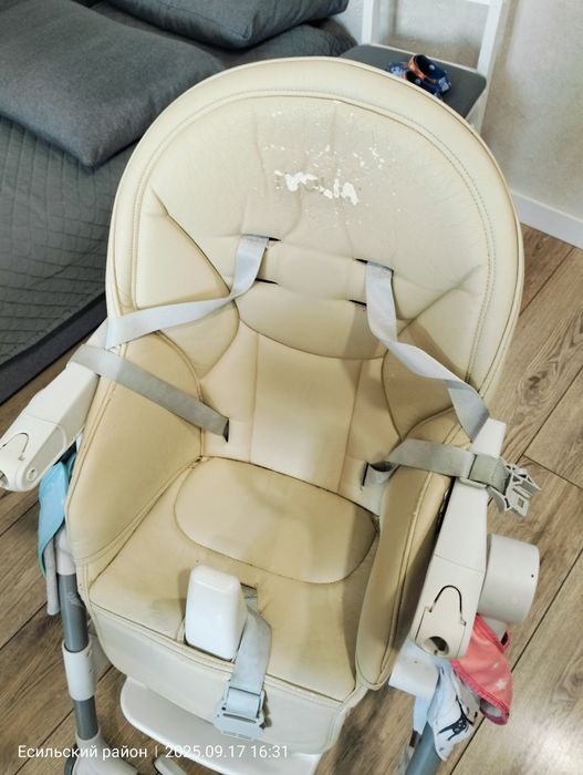 Стульчик для кормления Ivolia