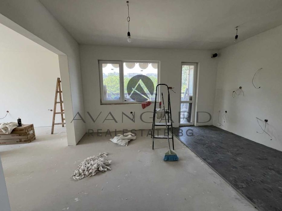 Продава се Тристаен апартамент в Пловдив, Кършияка - 86 кв.м за 1896 €/кв.м - Снимка #4