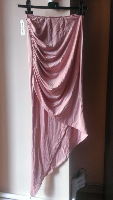 fusta dama noua cu eticheta