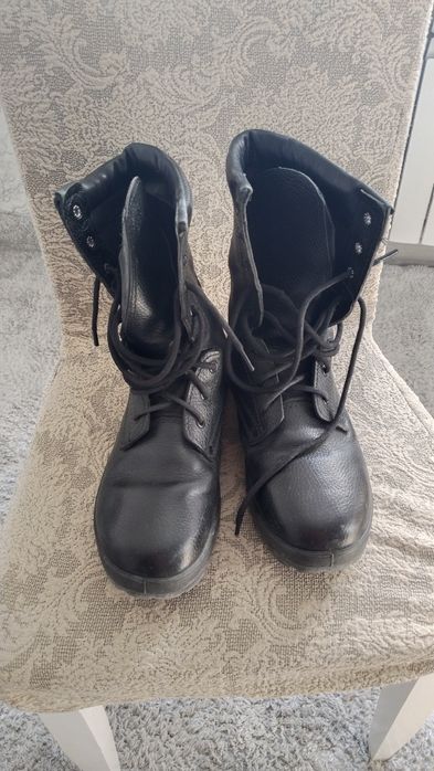 Продам берцы зимний и летний