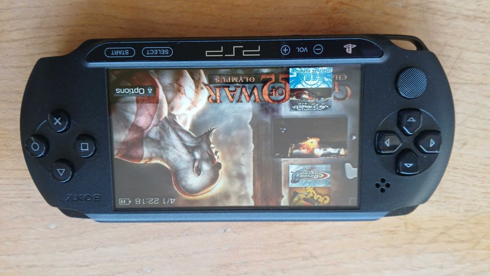 Consola playstation portabil / psp Street modata, card 64gb, FIFA, GTA