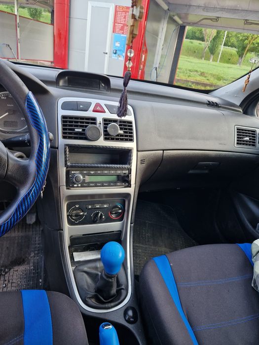 Vând Peugeot 307