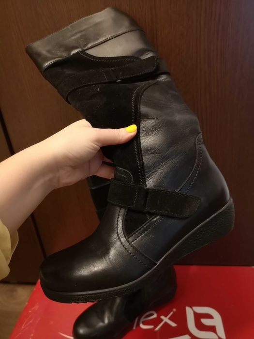 Cizme negre, piele naturala, stare foarte buna