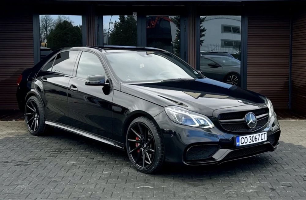 Mercedes-Benz E 500 AMG/388кс V8