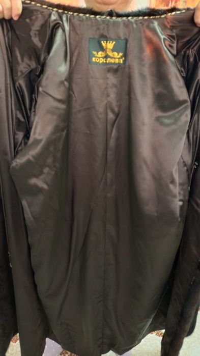 Продам норковую шубу