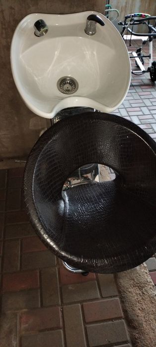 Мебель для салона красоты б/у