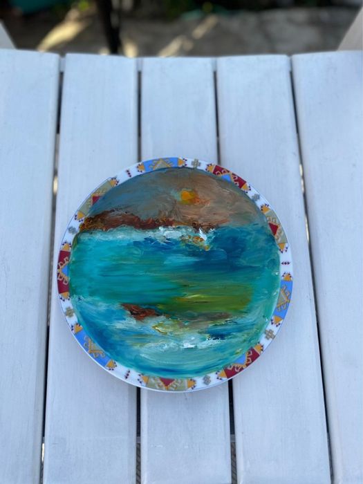 Ръчно рисувани чиний