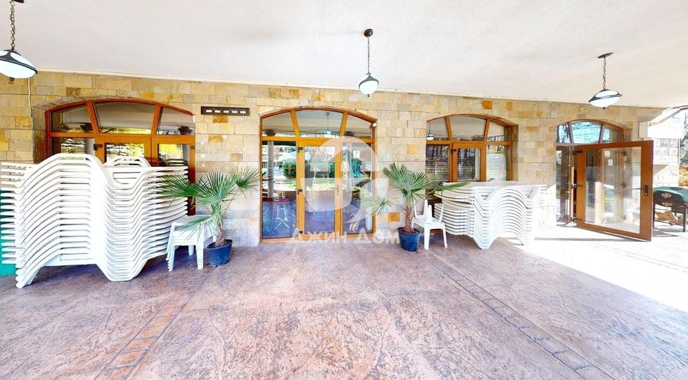 Оборудван ресторант в к-с „Съмър Дриймс“, Сл. бряг