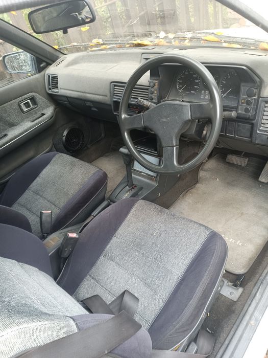 Продам Мазду 323