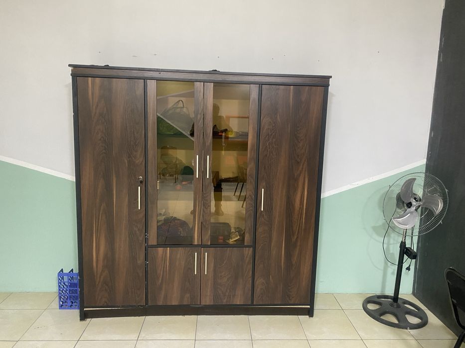 Продается мебель на офис