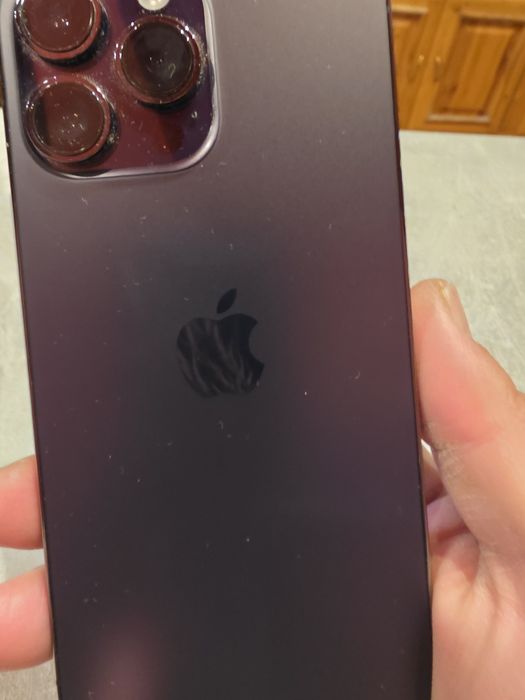 Продавам Iphone 14 pro max 256