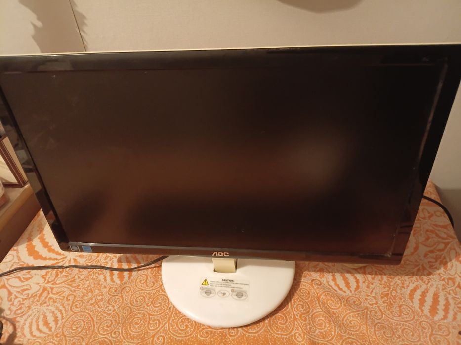 Монитор AOC 22,5 дюйма в отличном состоянии FullHD 1920x1080 VGA/DVI-I