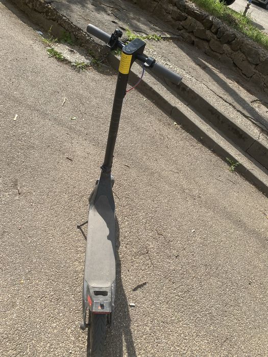 vand trotineta xiaomi 25 kmh 4 lite g2