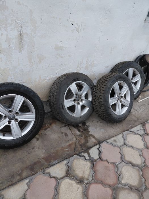 Продам резину с дисками на ауди