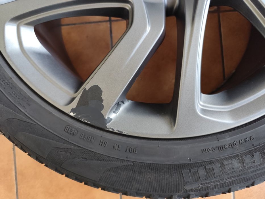 Vând O janta roata range ROVER sport sau Vogue modelul nou. R21