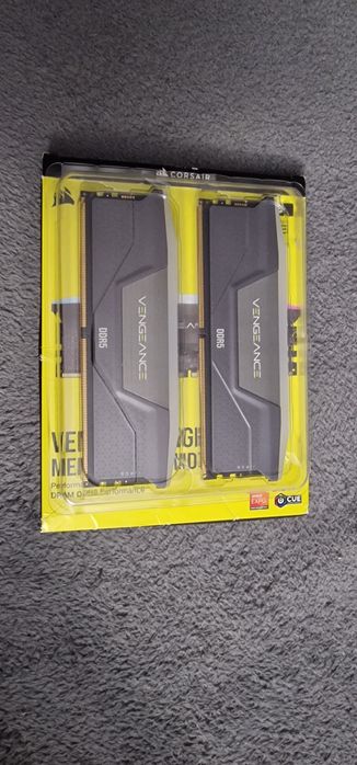 Corsair Vengeance RGB 32Gb 6000mt/s CL30! , AMD Expo
DDR5
Kit Dual Ch