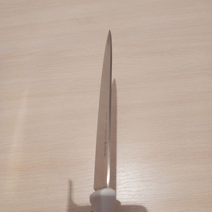 Кухонный нож шеф