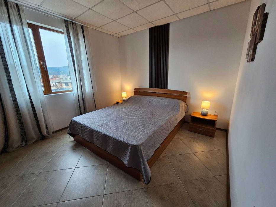 Продава се Тристаен апартамент в к.к. Слънчев бряг - 77 кв.м за 587 €/кв.м - Снимка #4