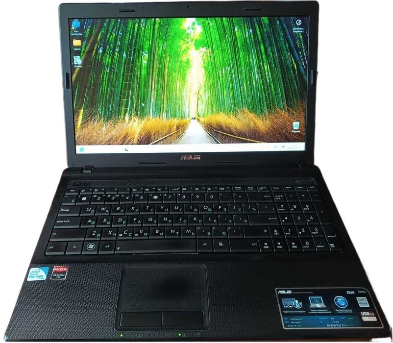 Ноутбук Asus X54H в хорошем состоянии, полностью рабочий
