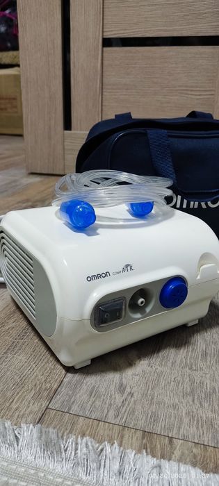 Продам компрессорный ингалятор (небулайзер) OMRON
