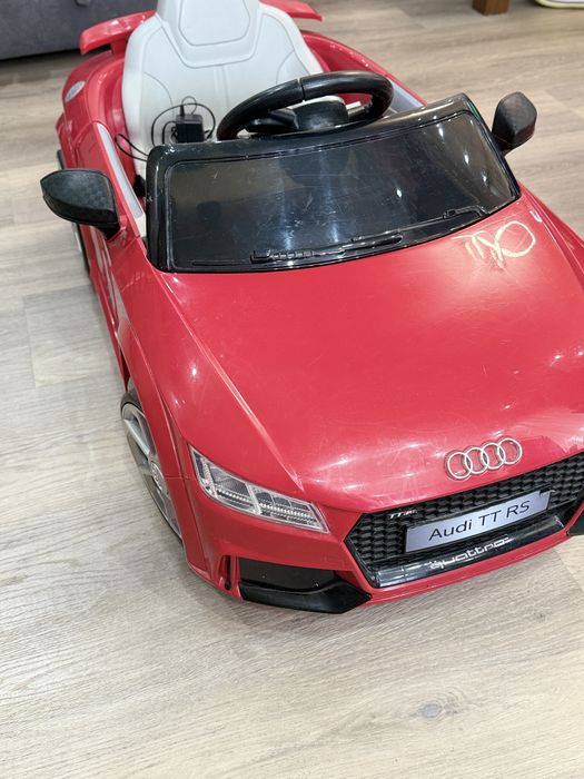 Акумулаторна кола с родителски контрол 6V AUDI TT ЧЕРВЕН