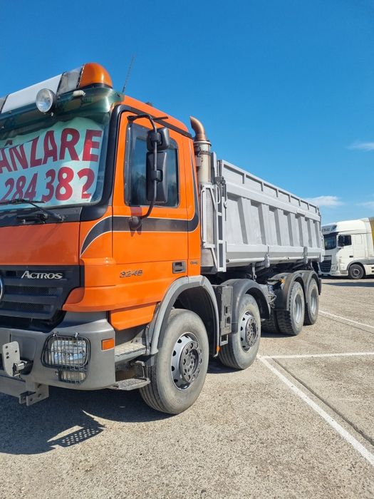 Mercedes Actros 8x4 3246