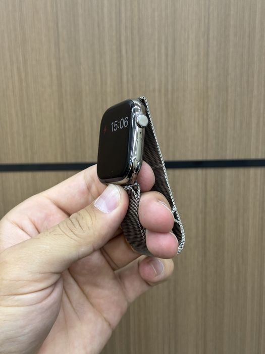 Apple Watch 10 46 mm milanese Loop