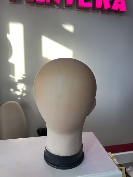 Манекен для головного убора