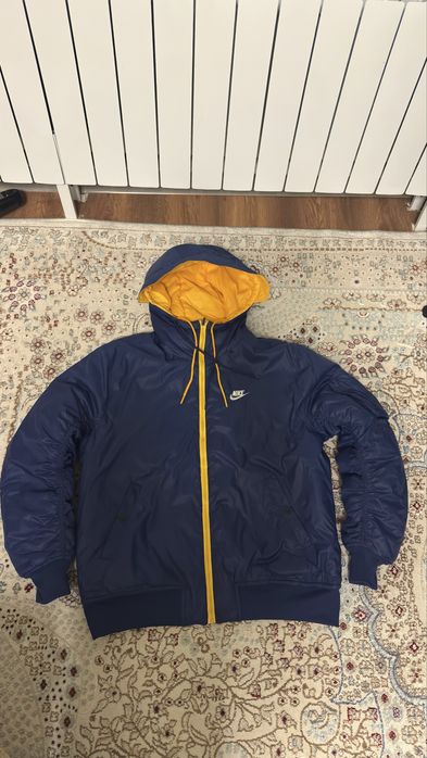 Куртка Nike……….Nike