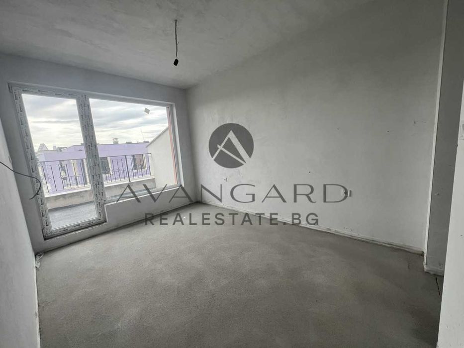 Продава се Тристаен апартамент в Пловдив, Кючук Париж - 91 кв.м за 1359 €/кв.м - Снимка #5