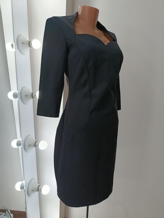 Элегантное платье