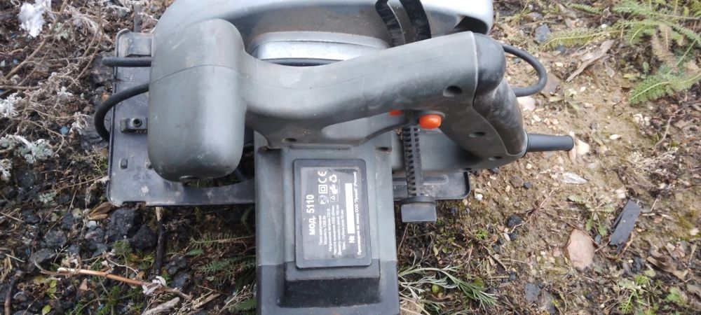 Перфоратор и пчелка